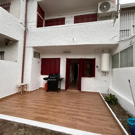 En Con Jardín Casa de Férias La Adrada